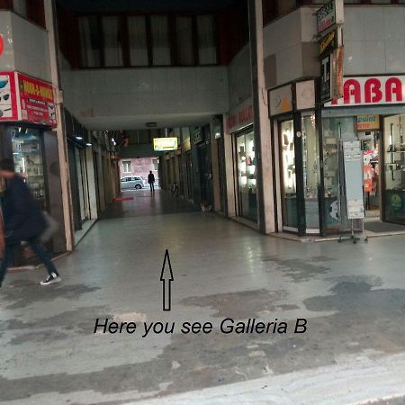 Academy House Pisa Centrale ภายนอก รูปภาพ